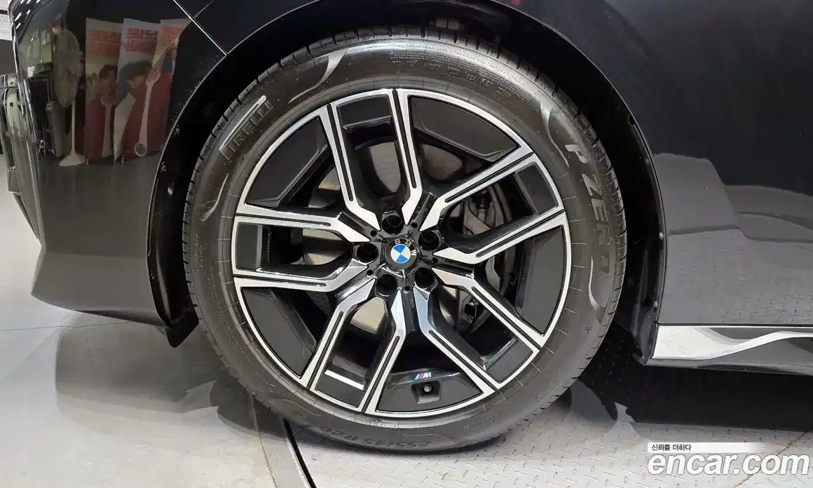 BMW 7 серия 2025 3.0 автомат (гидро), фото 5