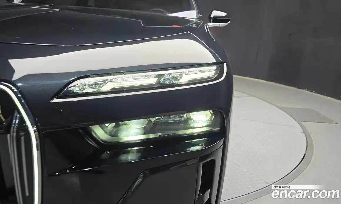 BMW 7 серия 2025 3.0 автомат (гидро), фото 8