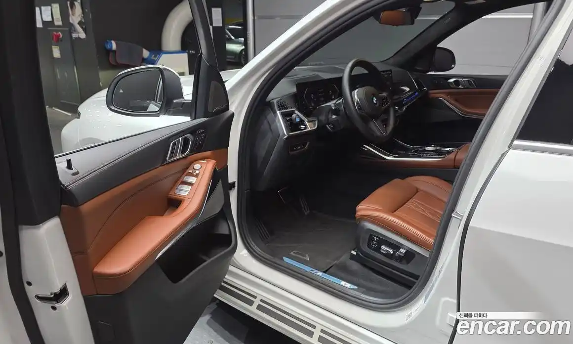 BMW X7 2025 3.0 автомат (гидро), фото 13