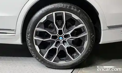 BMW X7 2025 3.0 автомат (гидро), миниатюра 7