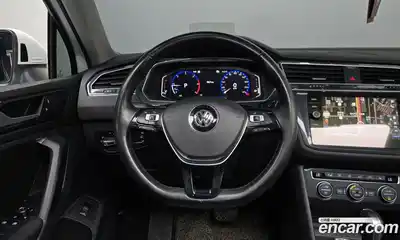 Volkswagen Tiguan 2020 2.0 автомат (гидро), миниатюра 12