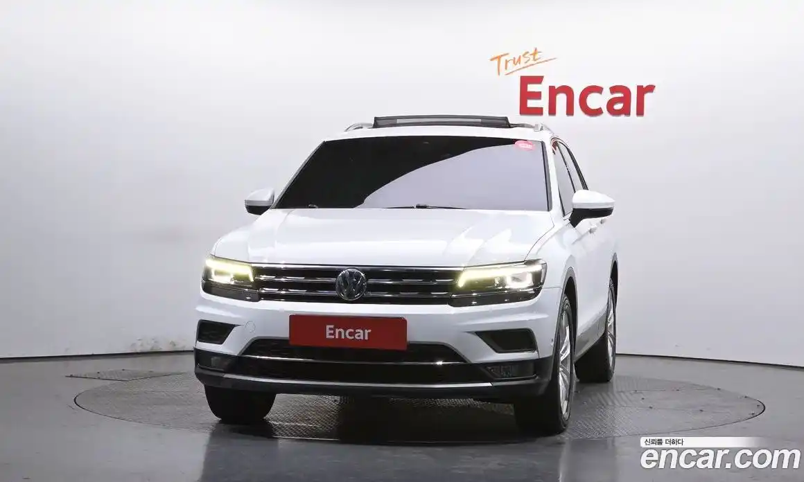 Volkswagen Tiguan 2020 2.0 автомат (гидро), фото 3