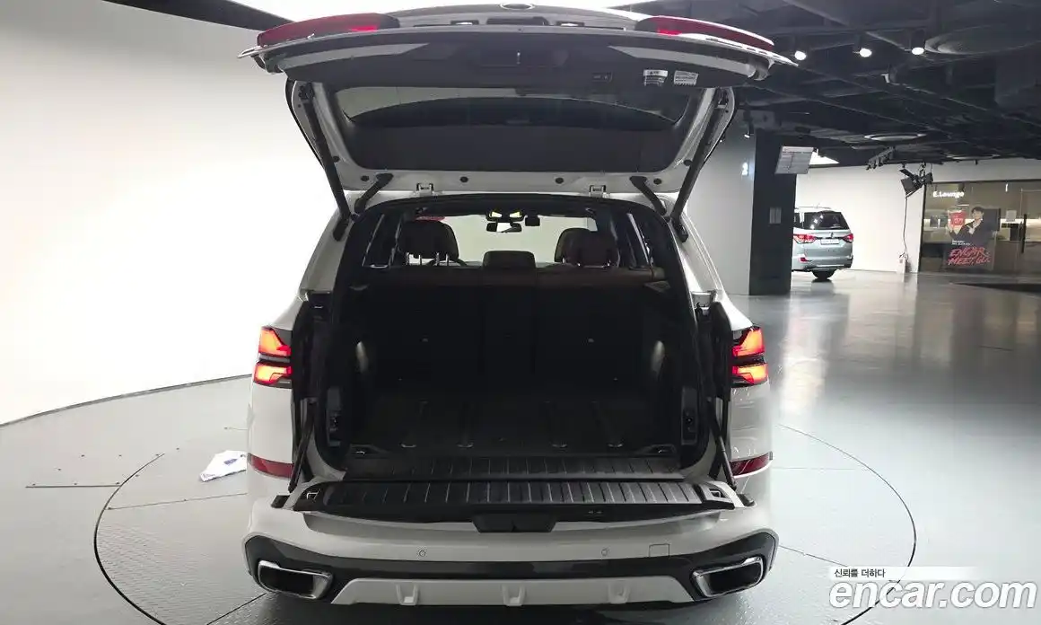 BMW X5 2024 3.0 автомат (гидро), фото 25