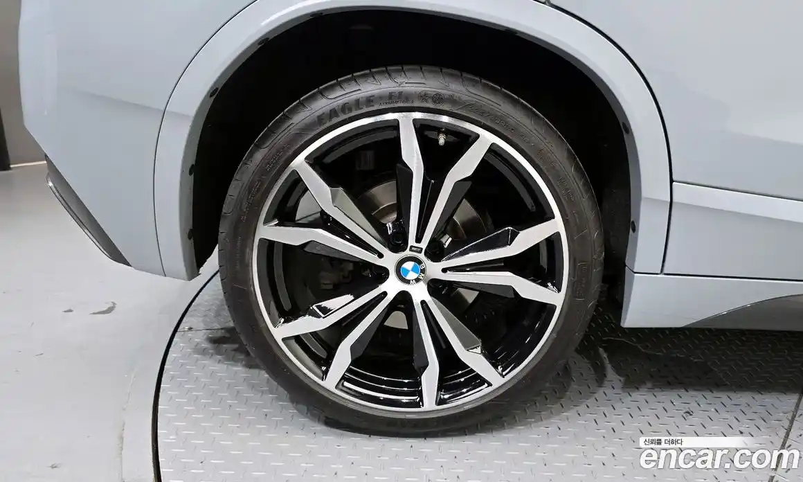 BMW X2 2023 2.0 автомат (гидро), фото 5
