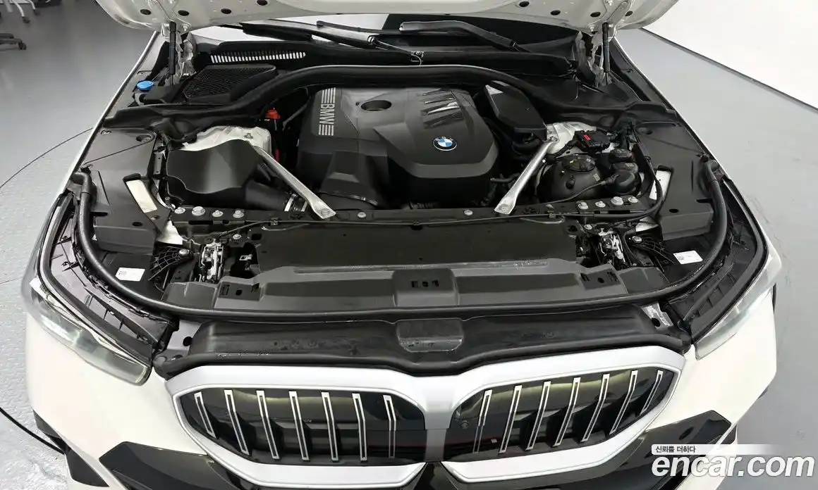 BMW 5 серия 2024 2.0 автомат (гидро), фото 6