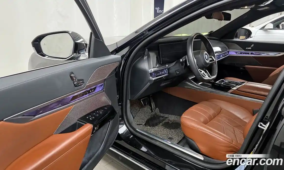BMW i7 2023 0.3 автомат (гидро), фото 13