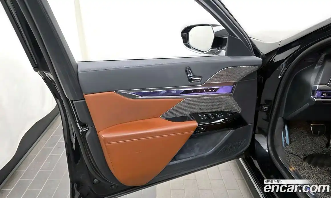 BMW i7 2023 0.3 автомат (гидро), фото 14