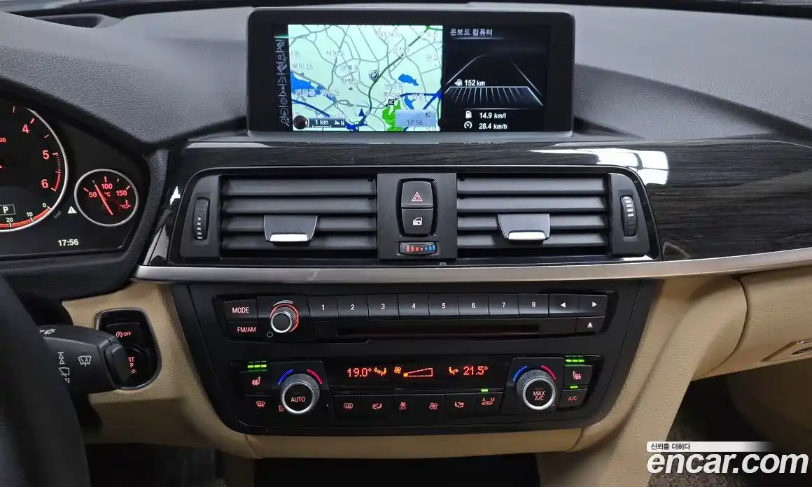 BMW 3 серия 2015 2.0 автомат (гидро), фото 14