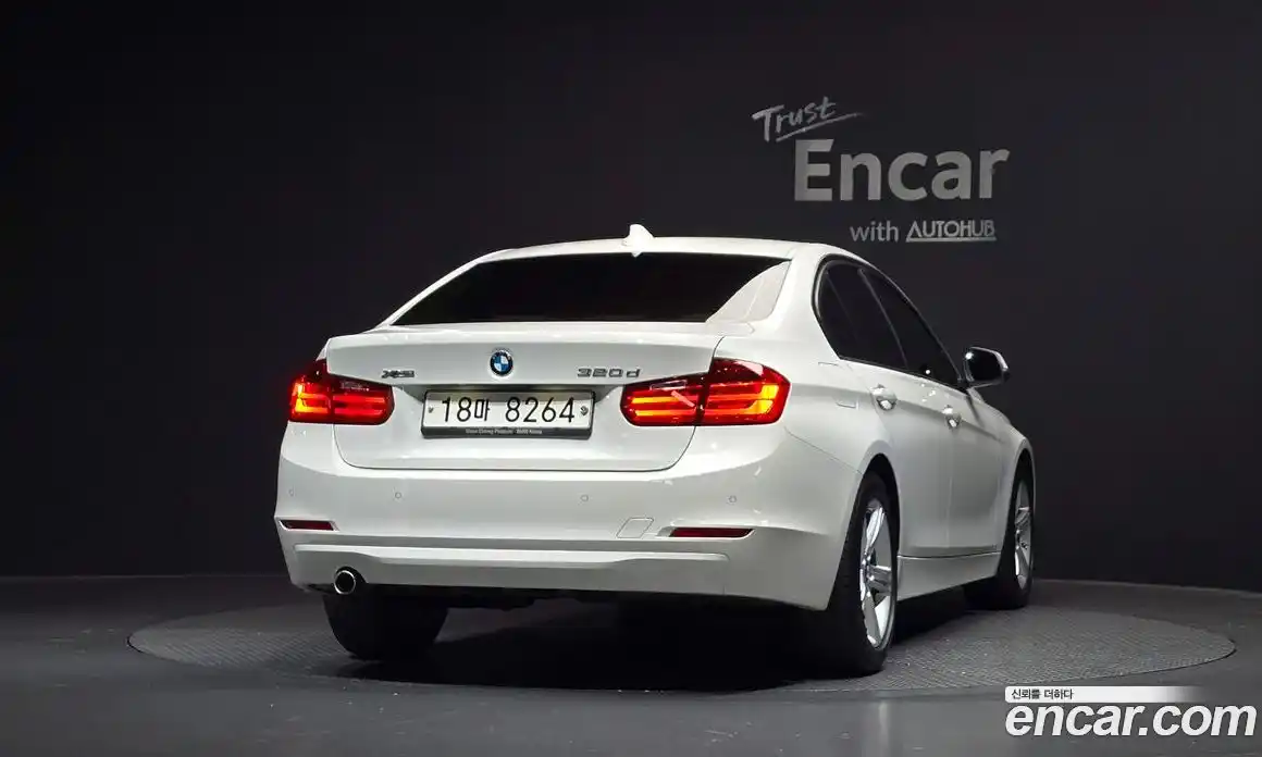 BMW 3 серия 2015 2.0 автомат (гидро), фото 4