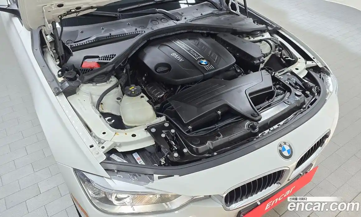 BMW 3 серия 2015 2.0 автомат (гидро), фото 6