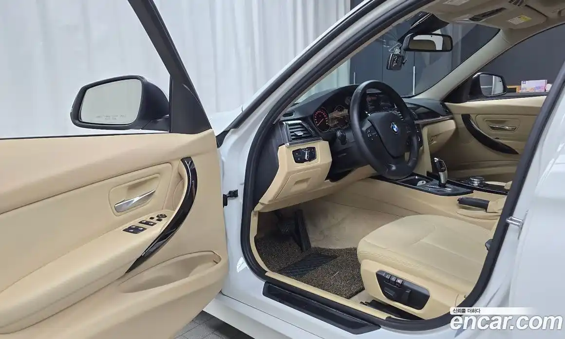 BMW 3 серия 2015 2.0 автомат (гидро), фото 10