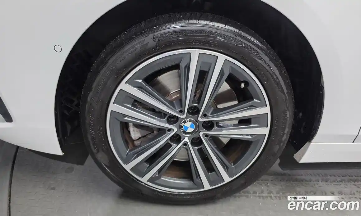 BMW 1 серия 2021 2.0 автомат (гидро), фото 5