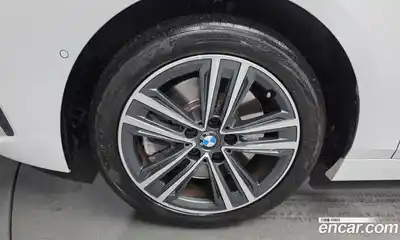 BMW 1 серия 2021 2.0 автомат (гидро), миниатюра 5