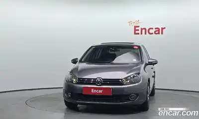Volkswagen Golf 2010 2.0 автомат (гидро), миниатюра 3