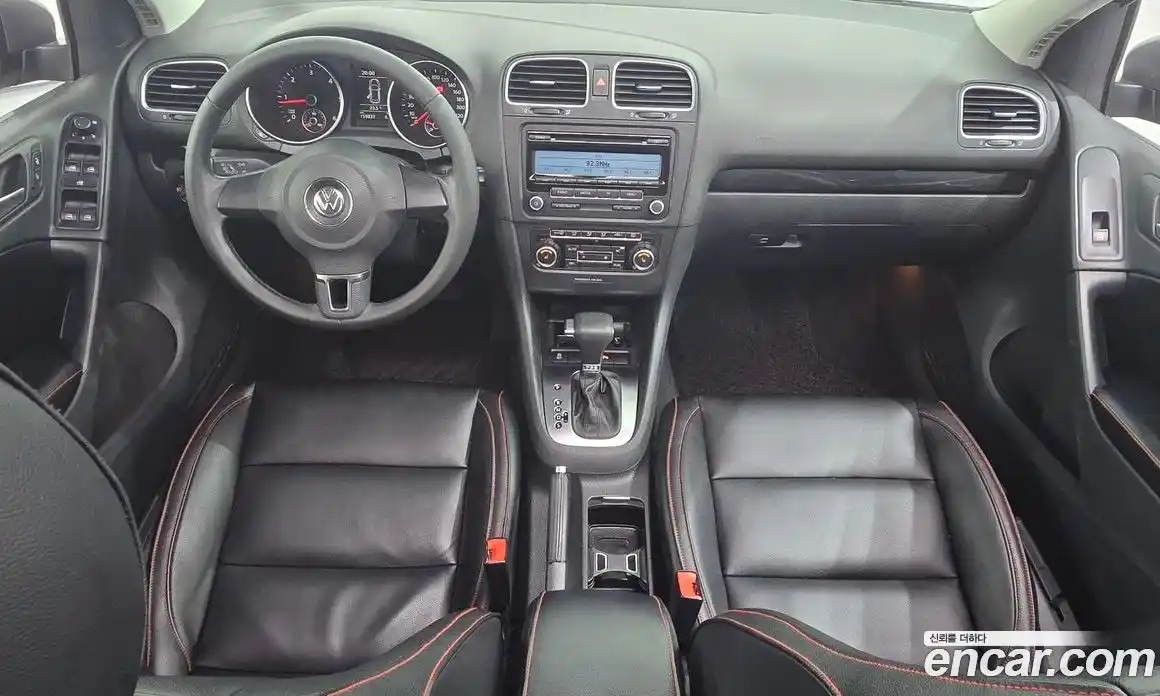 Volkswagen Golf 2010 2.0 автомат (гидро), фото 7