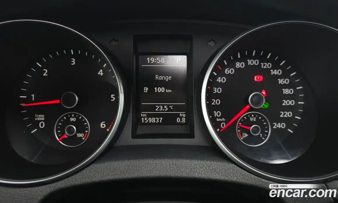 Volkswagen Golf 2010 2.0 автомат (гидро), фото 8