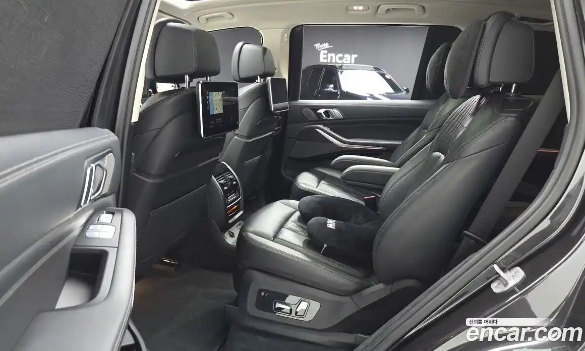 BMW X7 2022 3.0 автомат (гидро), фото 17