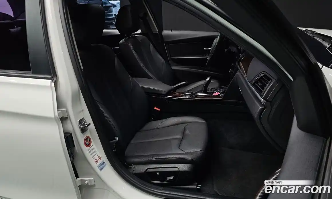 BMW 3 серия 2015 2.0 автомат (гидро), фото 11