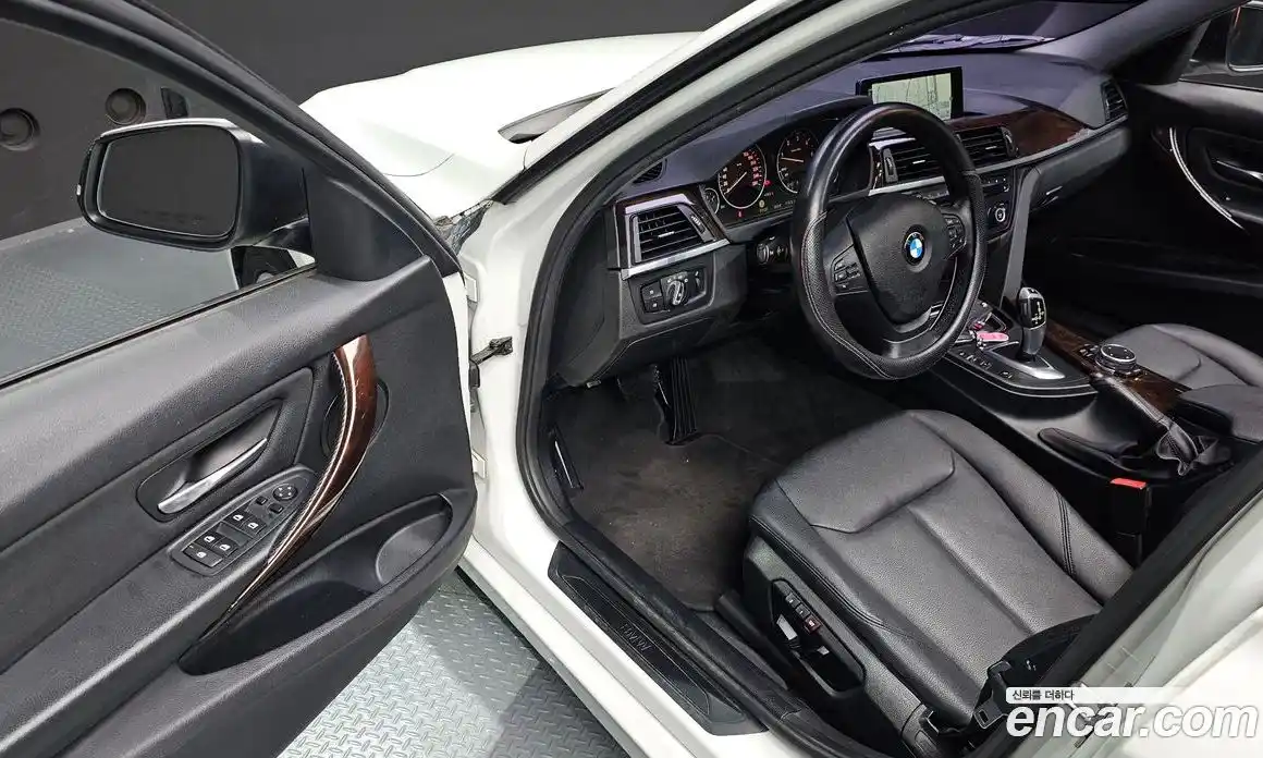 BMW 3 серия 2015 2.0 автомат (гидро), фото 10