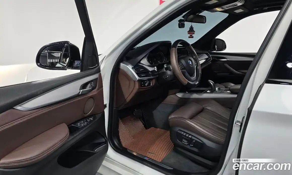 BMW X5 2018 3.0 автомат (гидро), фото 13