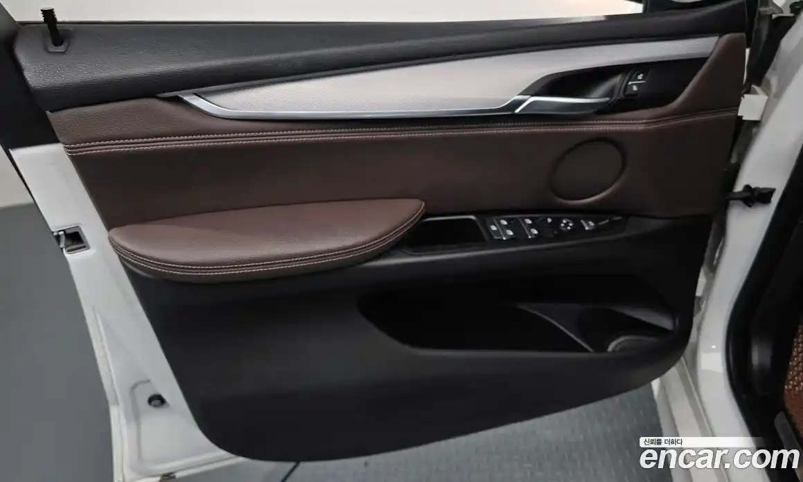 BMW X5 2018 3.0 автомат (гидро), фото 14