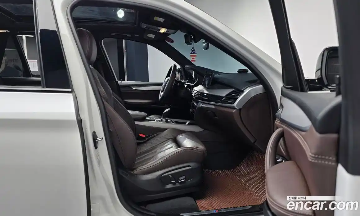 BMW X5 2018 3.0 автомат (гидро), фото 16