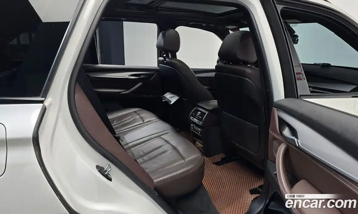 BMW X5 2018 3.0 автомат (гидро), фото 17