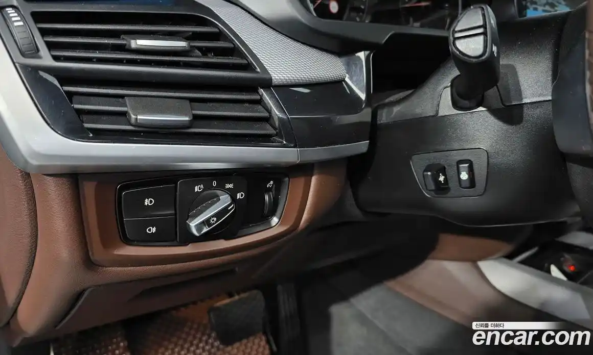 BMW X5 2018 3.0 автомат (гидро), фото 22