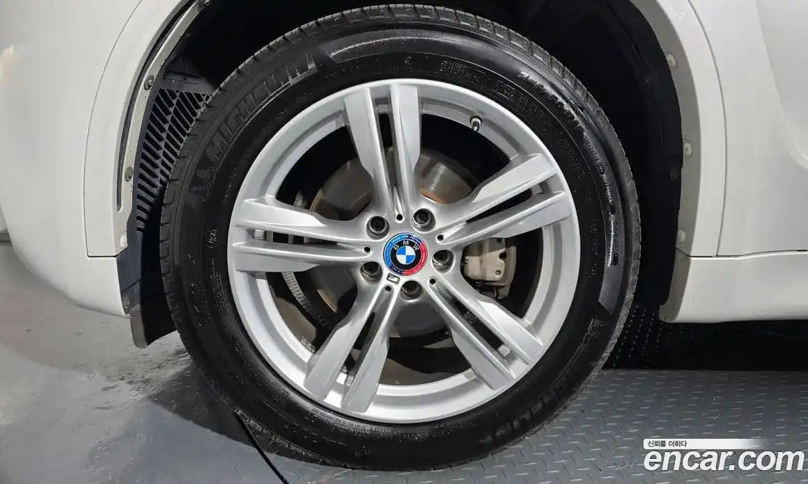 BMW X5 2018 3.0 автомат (гидро), фото 5