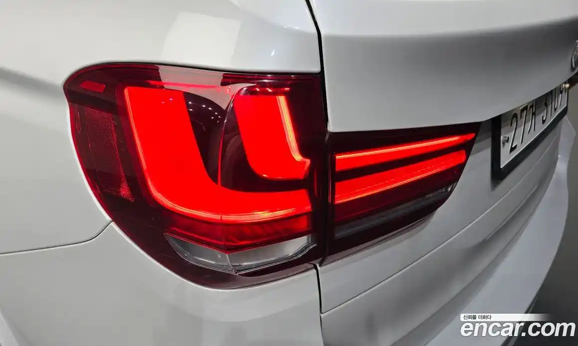BMW X5 2018 3.0 автомат (гидро), фото 9