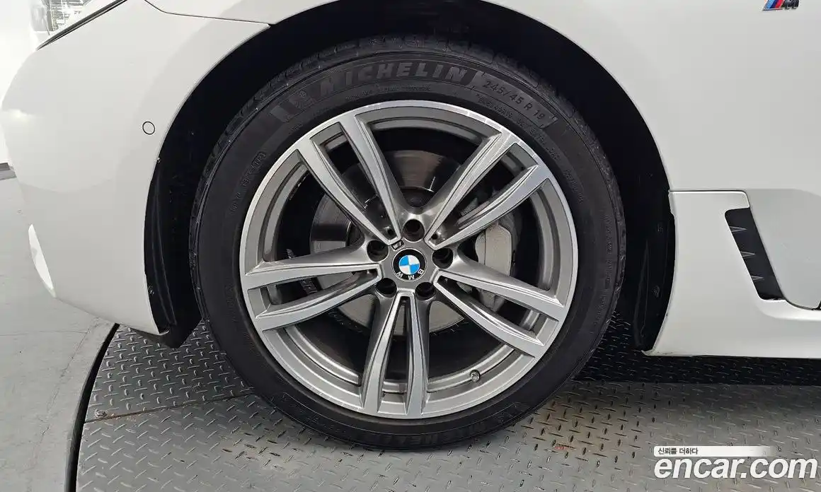 BMW 6 серия 2019 2.0 автомат (гидро), фото 4