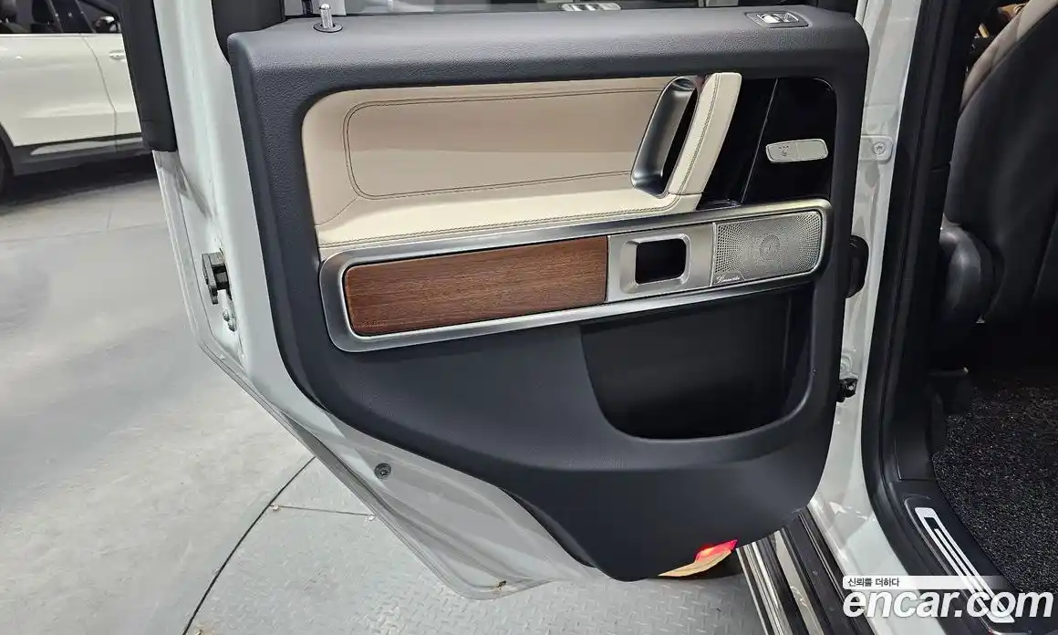 Mercedes-Benz G-Class 2025 3.0 гидро, фото 15