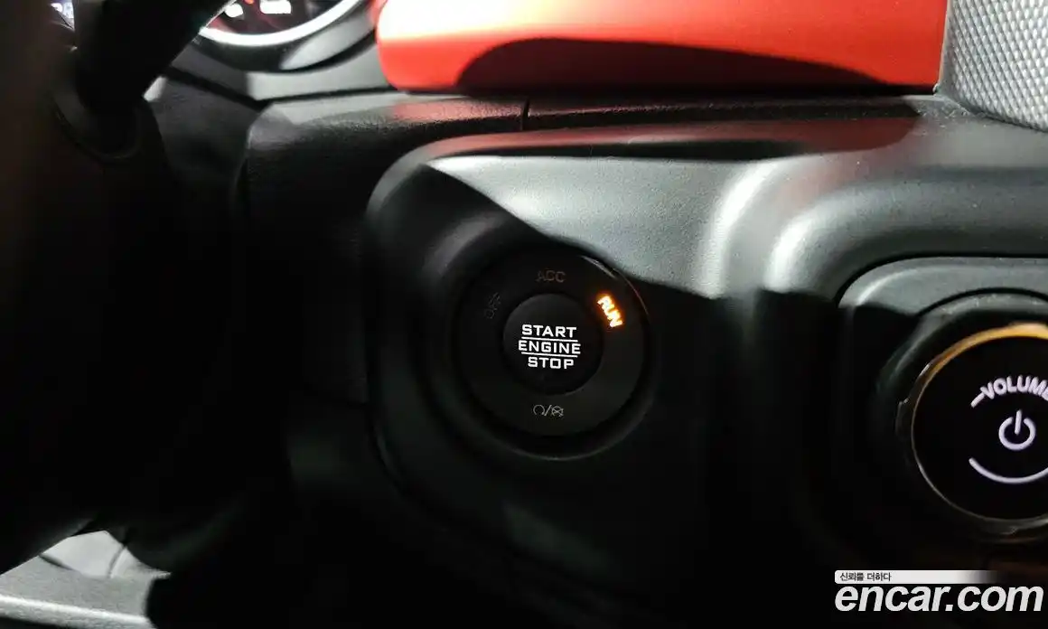 Jeep Wrangler 2021 2.0 автомат (гидро), фото 27