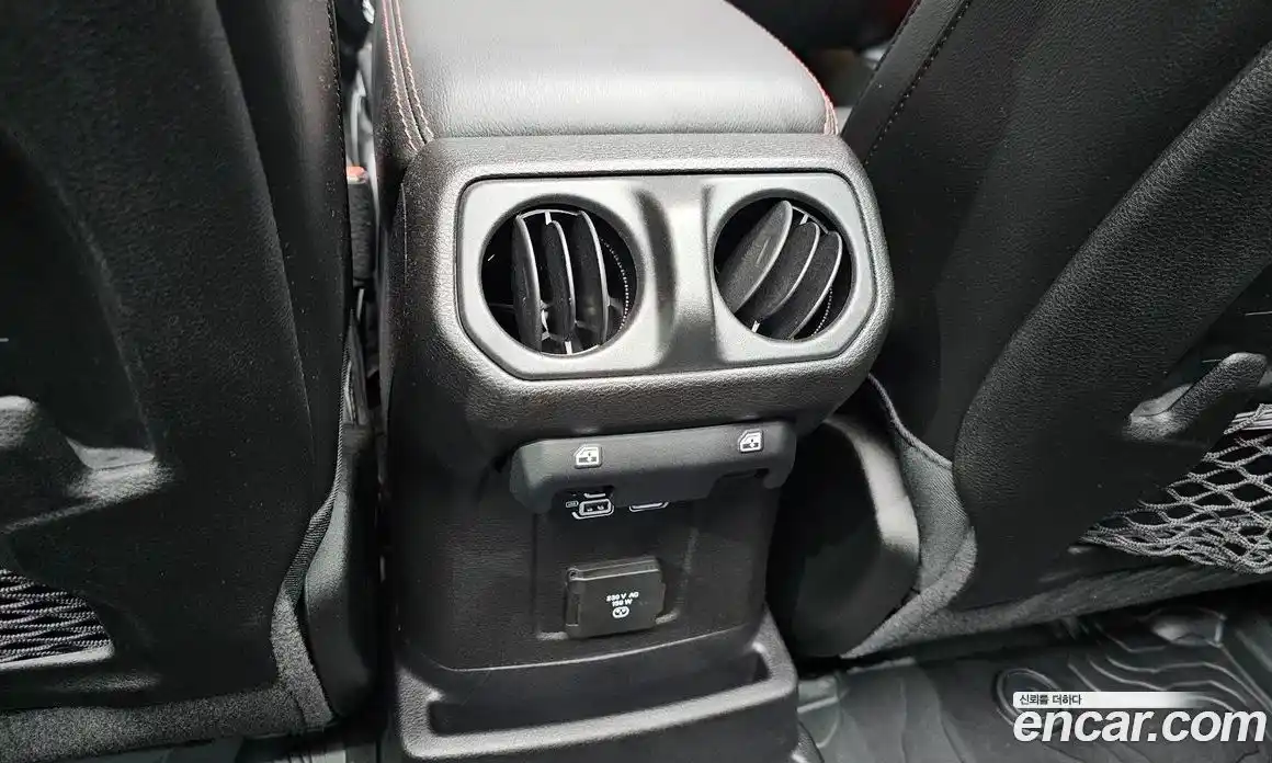 Jeep Wrangler 2021 2.0 автомат (гидро), фото 30