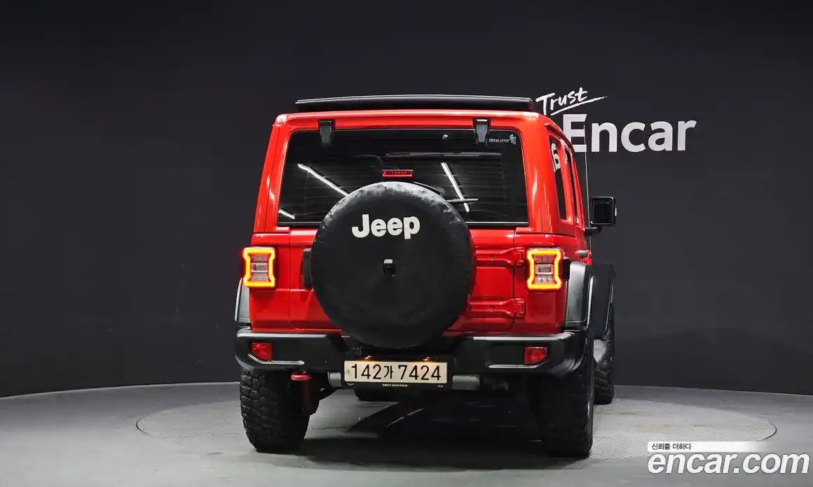 Jeep Wrangler 2021 2.0 автомат (гидро), фото 4
