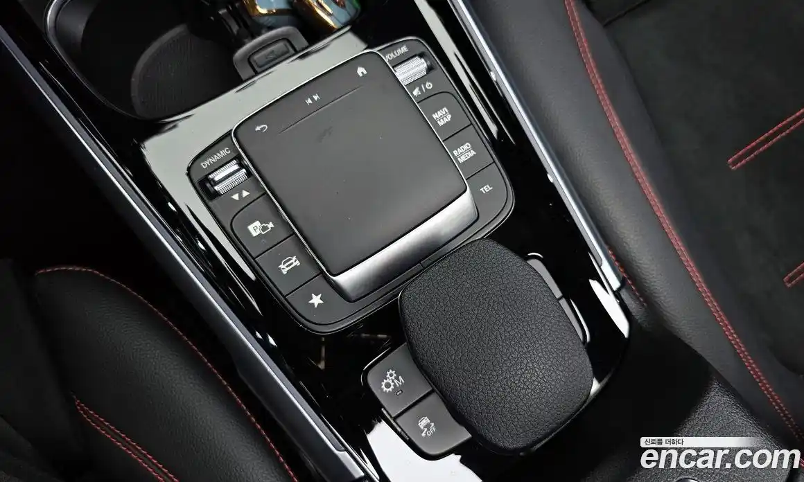 Mercedes-Benz GLB-Class 2022 2.0 гидро, фото 18