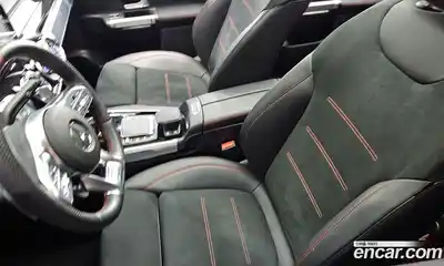 Mercedes-Benz GLB-Class 2022 2.0 гидро, миниатюра 10