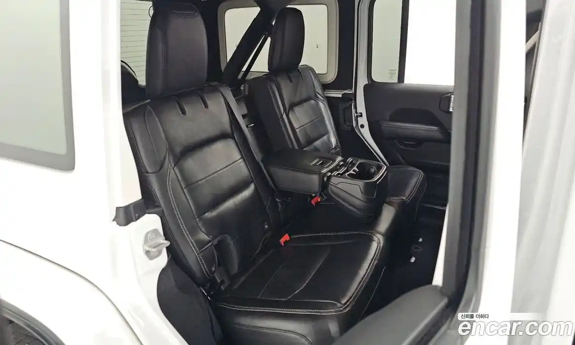 Jeep Wrangler 2022 2.0 автомат (гидро), фото 11