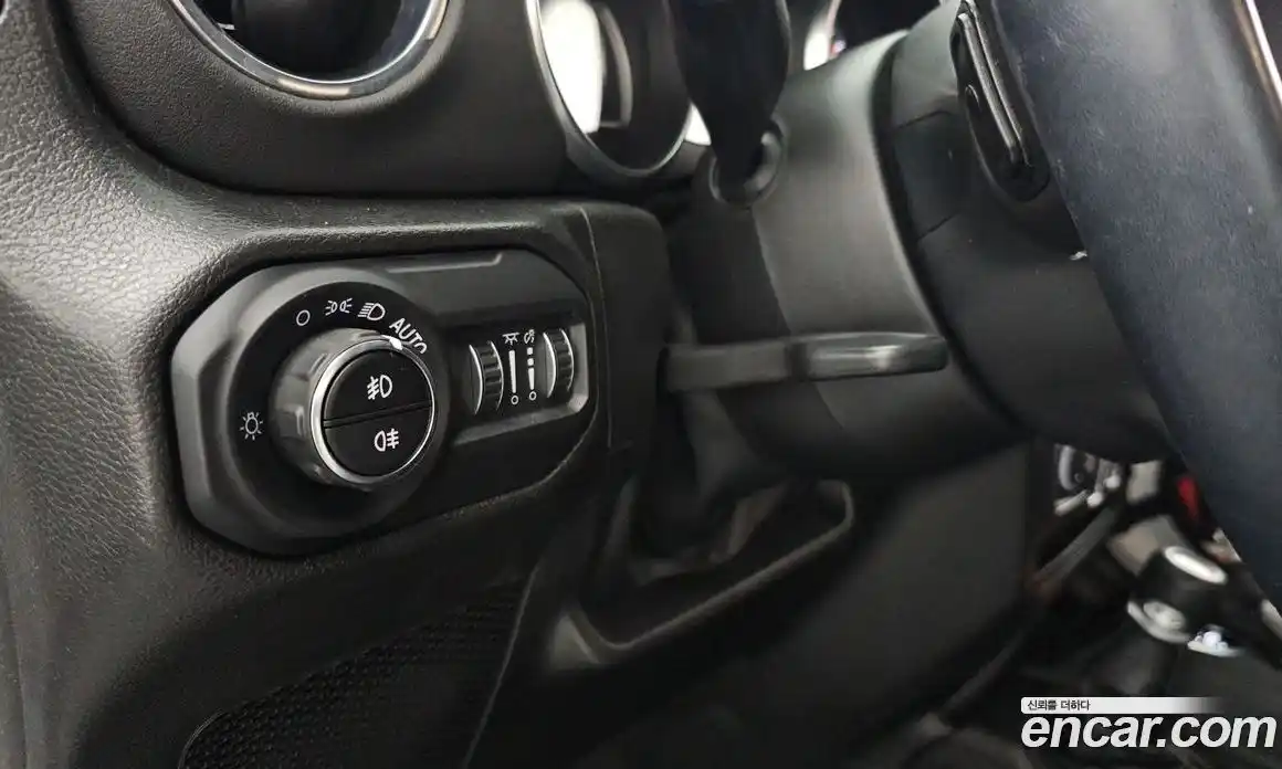 Jeep Wrangler 2022 2.0 автомат (гидро), фото 17