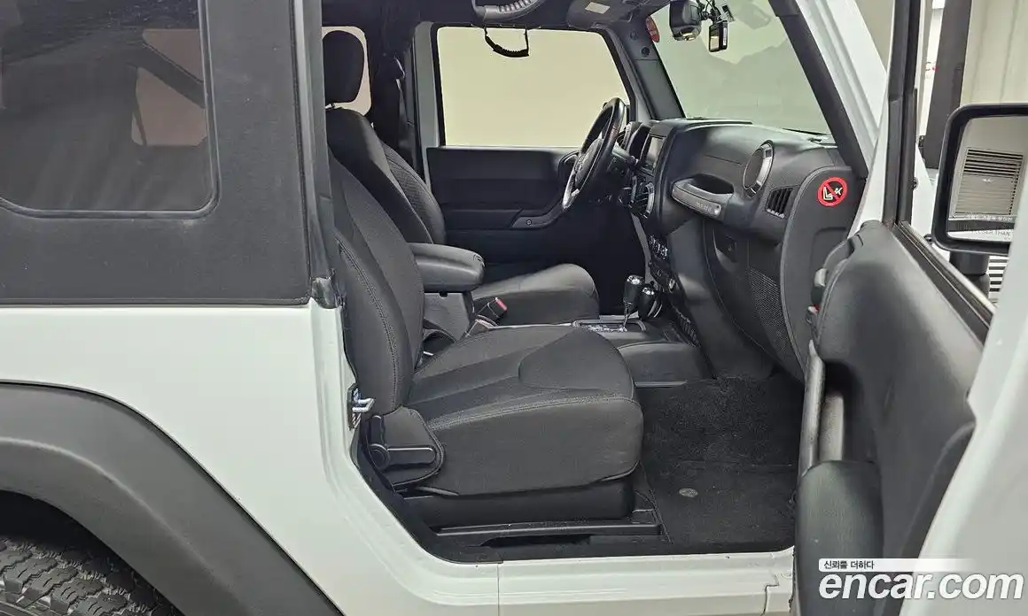 Jeep Wrangler 2017 3.6 автомат (гидро), фото 11