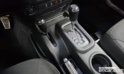 Jeep Wrangler 2017 3.6 автомат (гидро), миниатюра 9