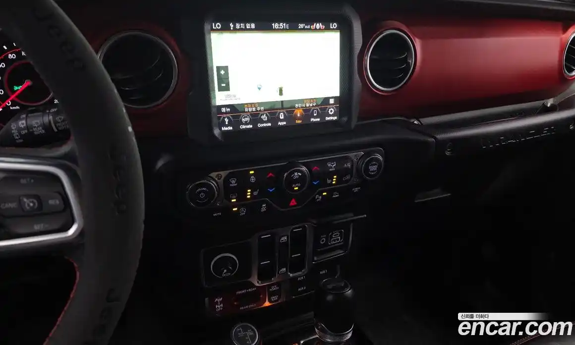 Jeep Wrangler 2021 2.0 автомат (гидро), фото 22
