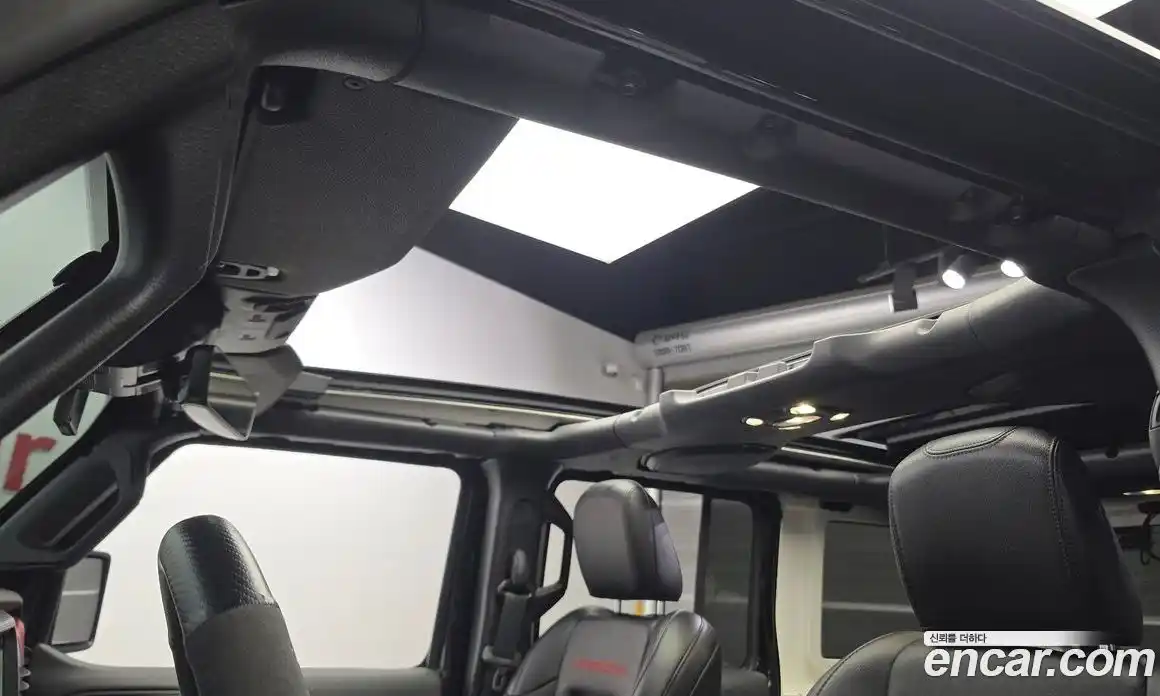Jeep Wrangler 2021 2.0 автомат (гидро), фото 25