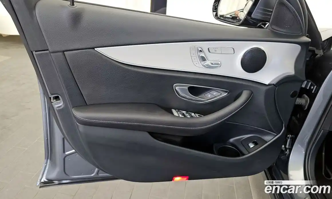 Mercedes-Benz E-Class 2021 2.0 автомат (гидро), фото 14