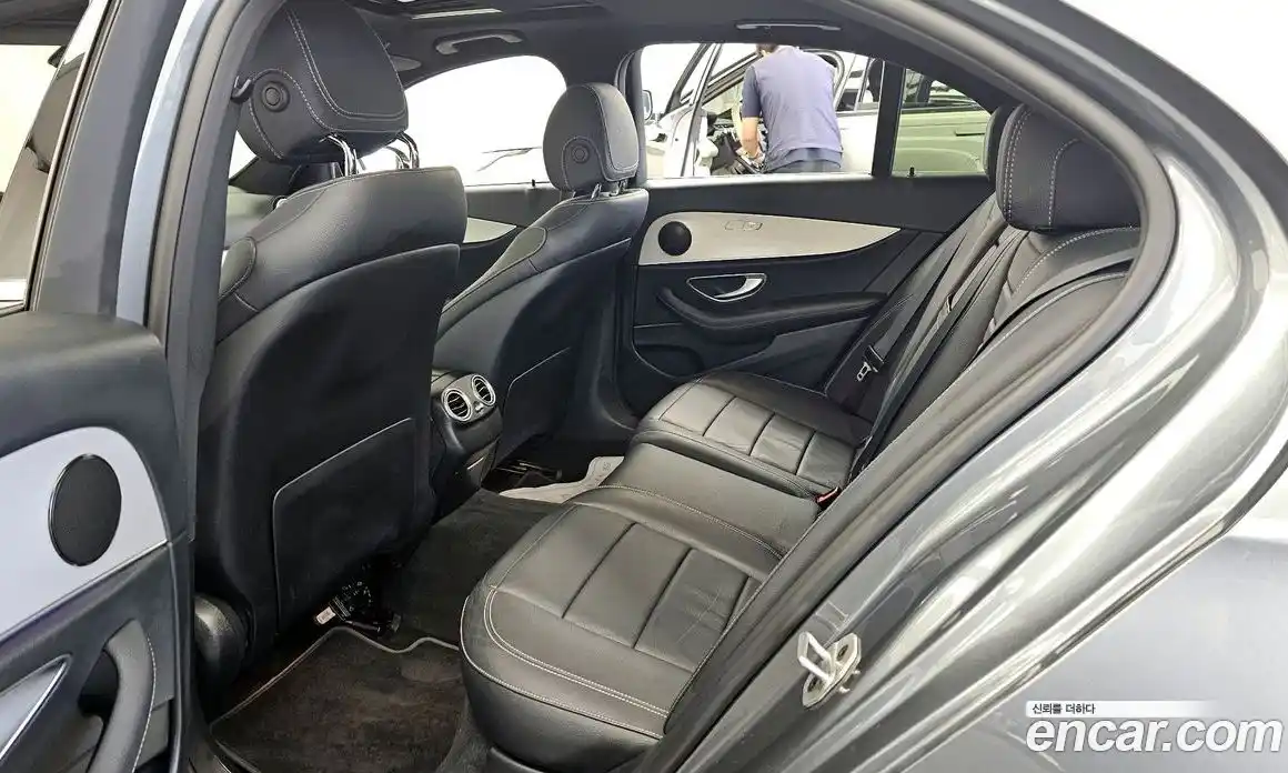 Mercedes-Benz E-Class 2021 2.0 автомат (гидро), фото 16