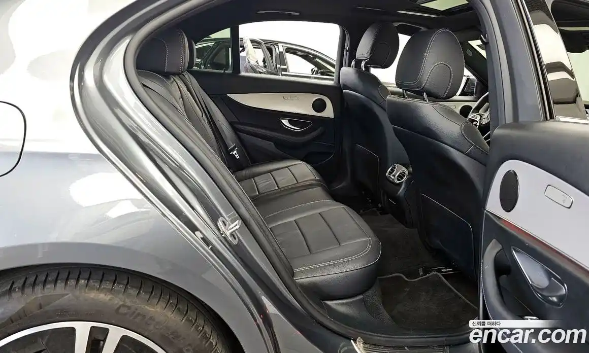 Mercedes-Benz E-Class 2021 2.0 автомат (гидро), фото 18