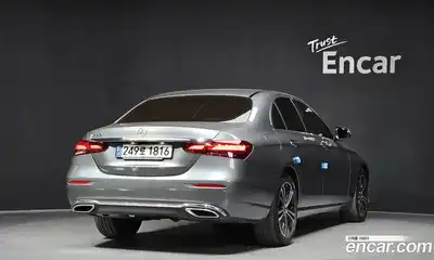 Mercedes-Benz E-Class 2021 2.0 автомат (гидро), миниатюра 2