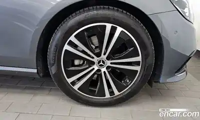 Mercedes-Benz E-Class 2021 2.0 автомат (гидро), миниатюра 7