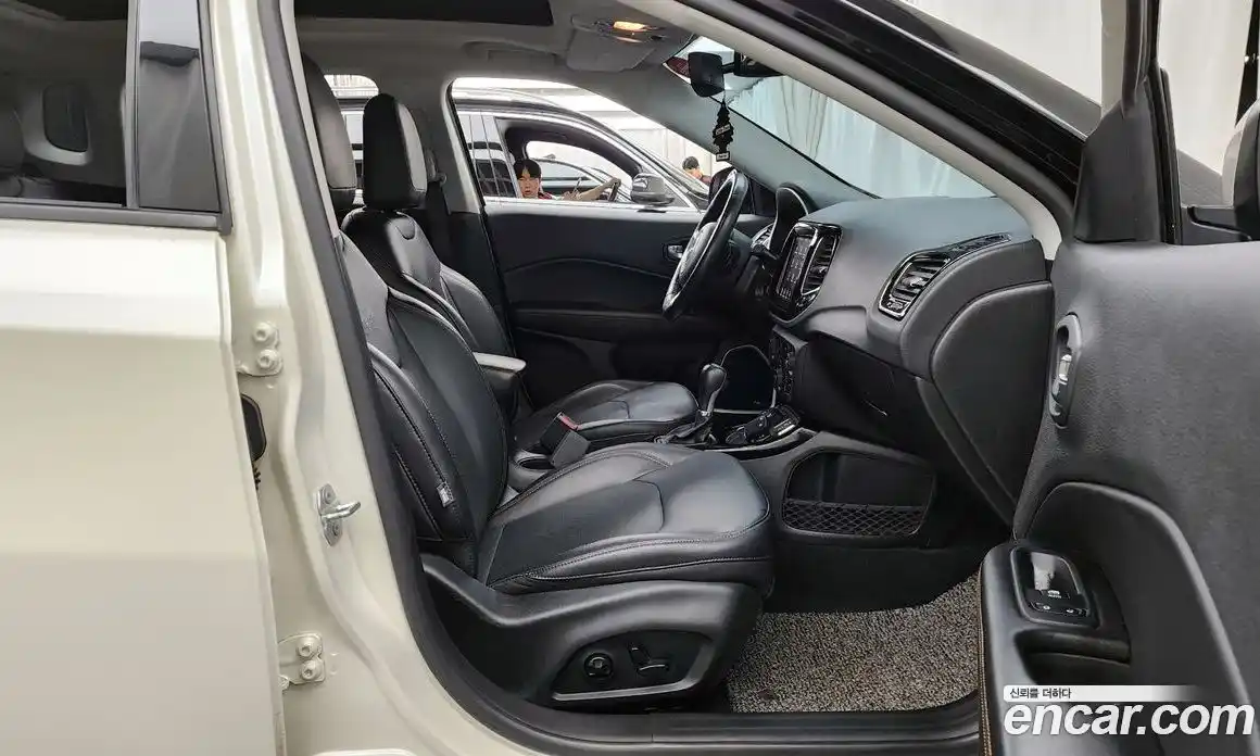 Jeep Compass 2019 2.4 автомат (гидро), фото 17