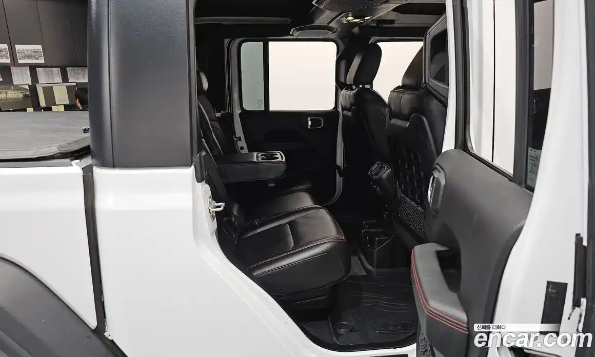 Jeep Gladiator 2021 3.6 автомат (гидро), фото 11